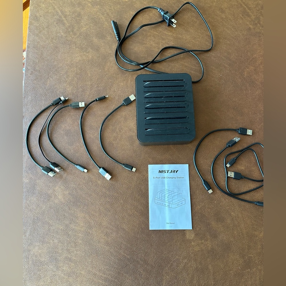 MSTJRY 5 Port charging station